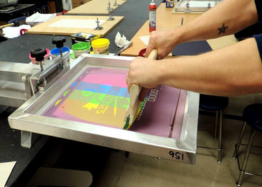 Рамка шелковой ширмы высокой точности алюминиевая для печати серебряных материалов легковеса цвета